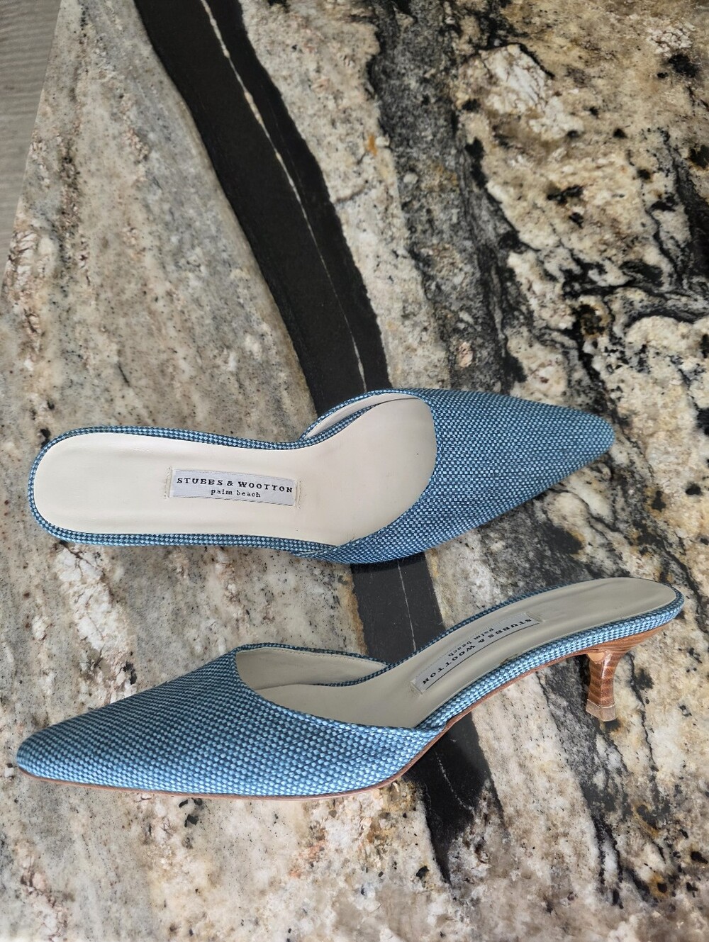 PRISTINE Stubbs & Wooten Mules 10 / 10B Blue Tweed Denim Look Slipon Mule